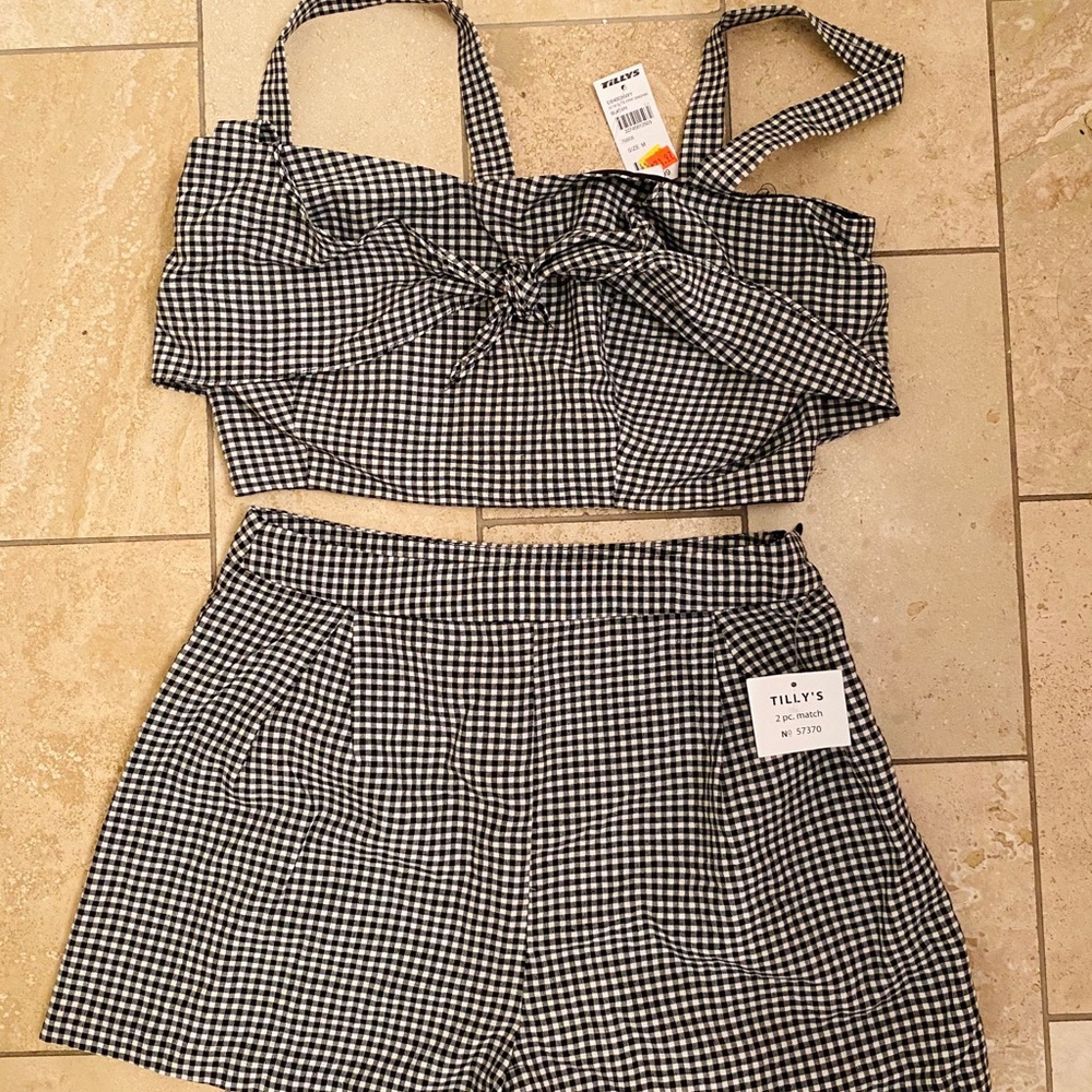 NTW Tillys Gingham Set